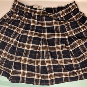 hollister plaid skirt
